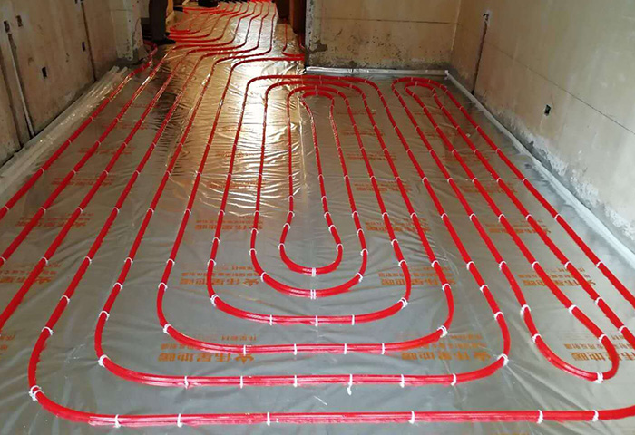 先做水電，再做地暖.jpg